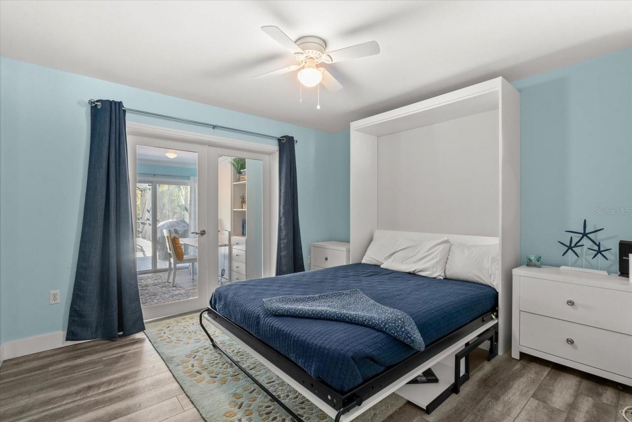 704 Tropical Circle, Sarasota, FL 34242 Photo