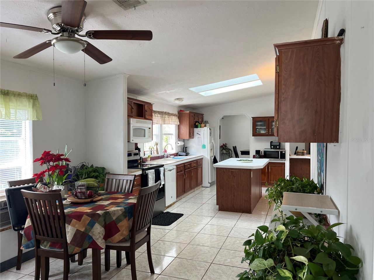 1124 Dara Cay Drive , Kissimmee, FL 34741 Photo