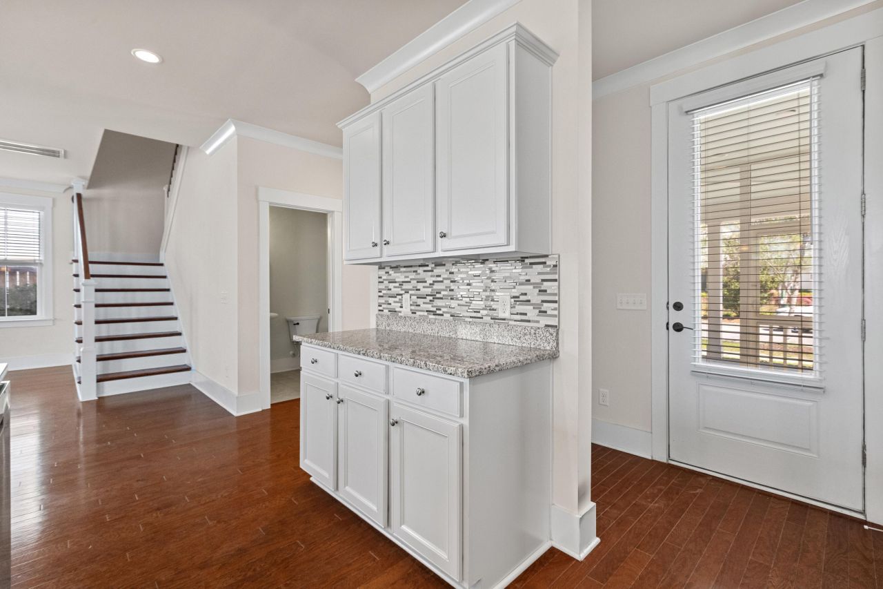 309 Scholar Way Photo 15