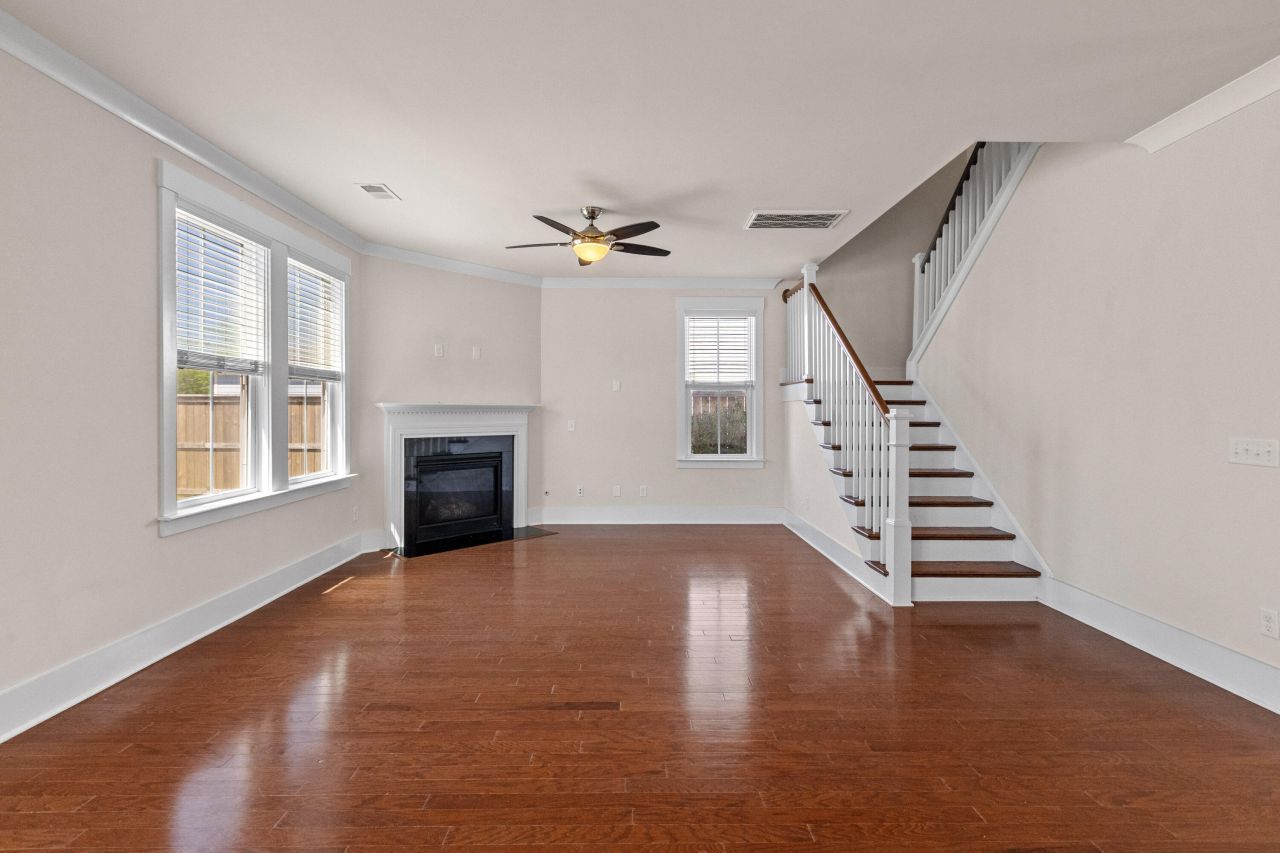 309 Scholar Way Photo 19