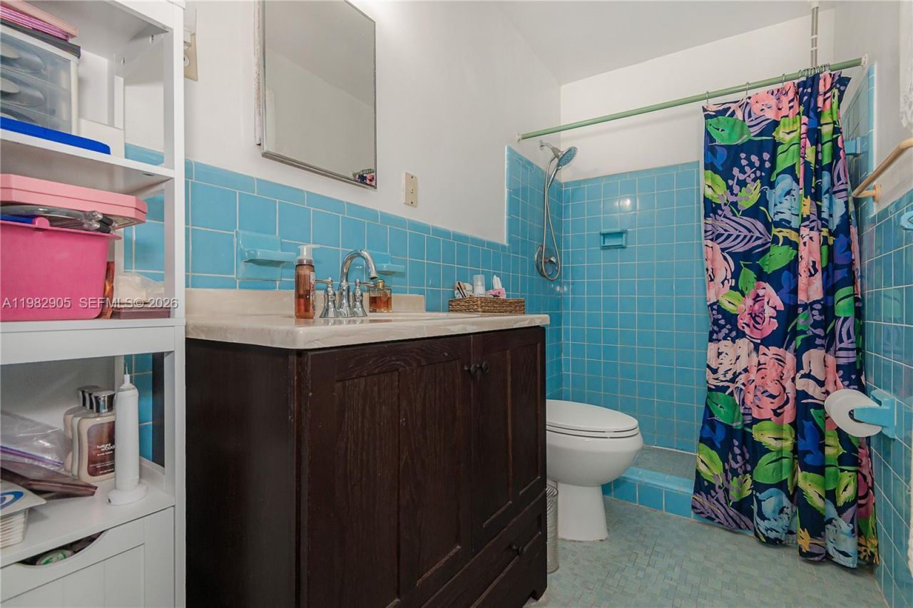 5651 NW 3rd St , Miami, FL 33126 Photo