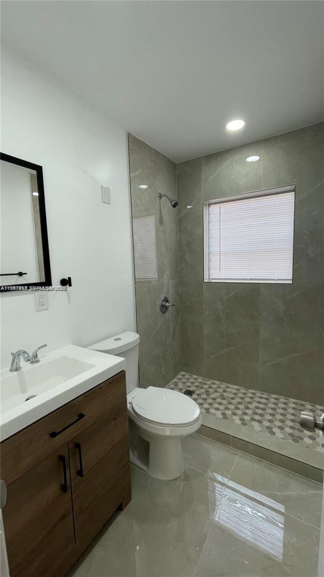 604 Glenn Pkwy , Hollywood, FL 33021 Photo