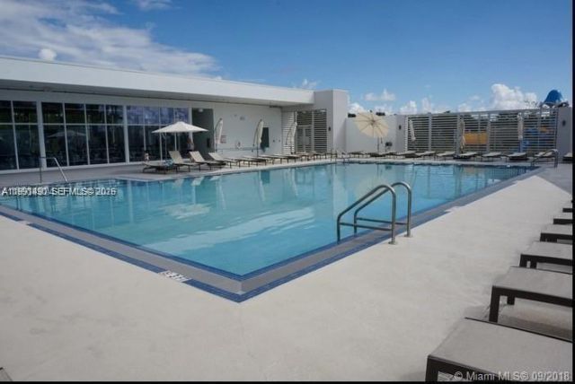 15051 Royal Oaks Ln, Unit 1705, North Miami, FL 33181 Photo