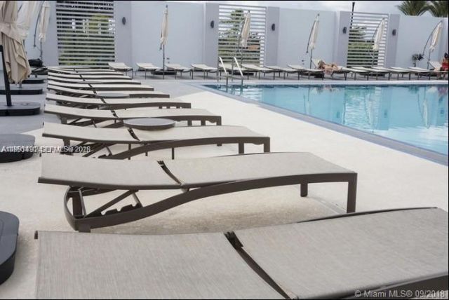 15051 Royal Oaks Ln, Unit 1705, North Miami, FL 33181 Photo