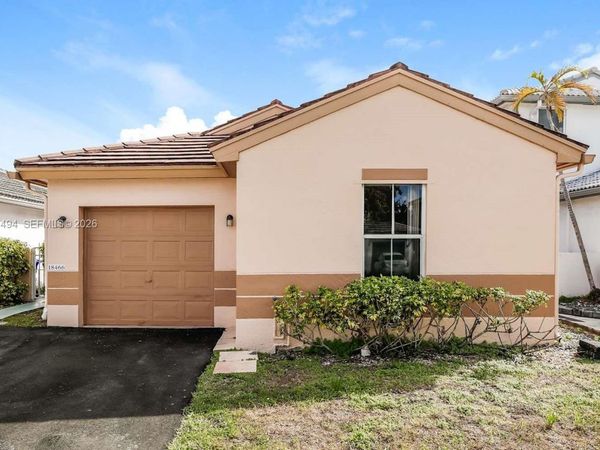 Pembroke Pines, FL 33029