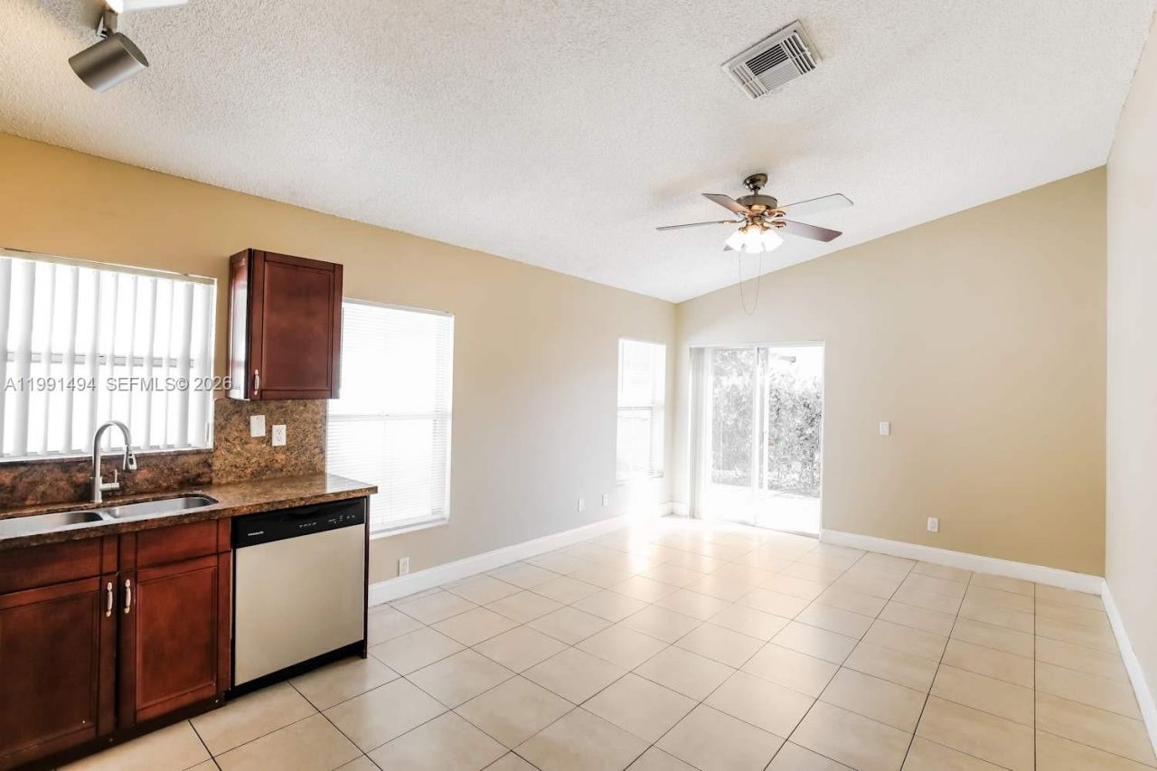 Please Call For Address, Pembroke Pines, FL 33029 Photo