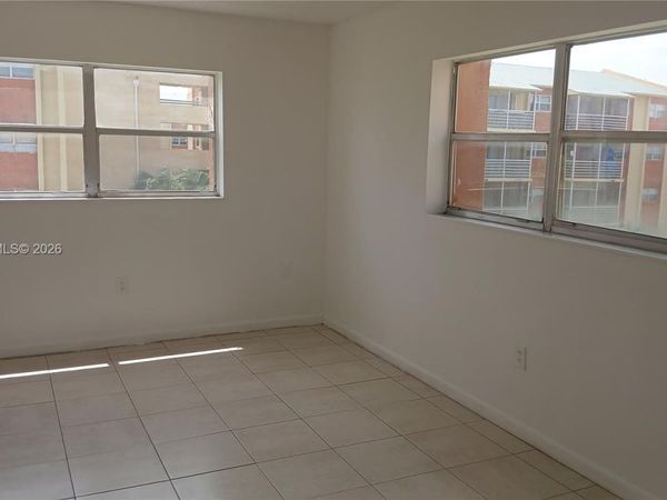 3610 NW 21st St , Unit 313, Lauderdale Lakes, FL 33311