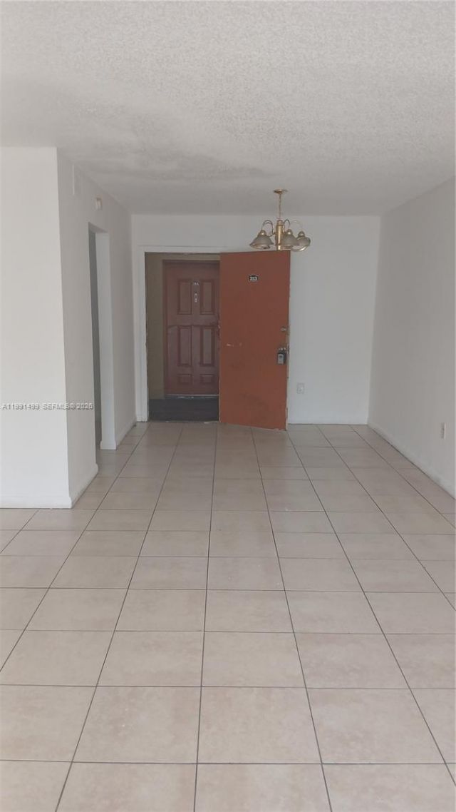 3610 NW 21st St , Unit 313, Lauderdale Lakes, FL 33311 Photo
