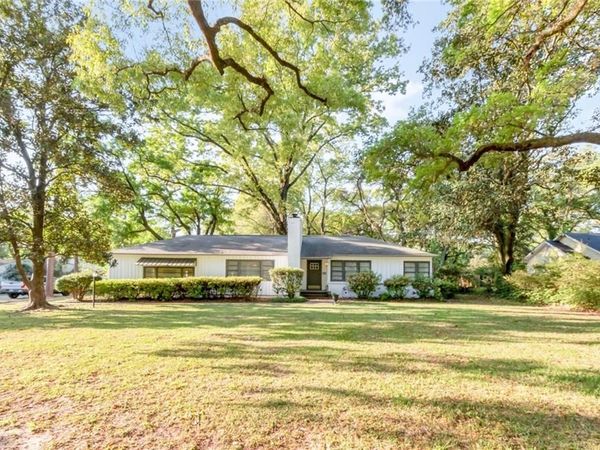 3905 Skyland Circle N, Mobile, AL 36693