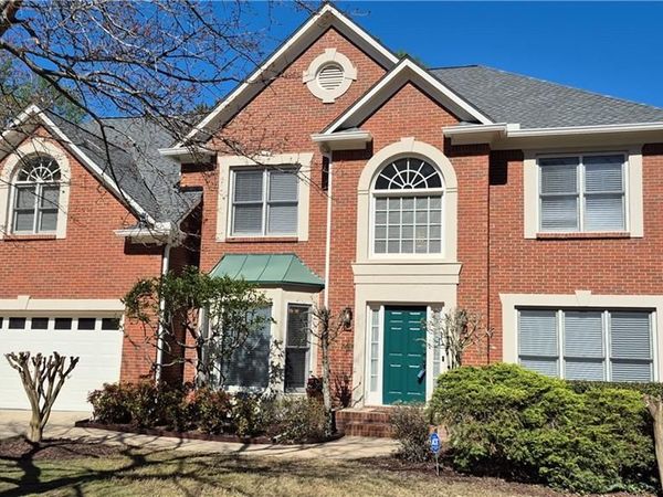 6095 Georgetown Park Drive , Norcross, GA 30071