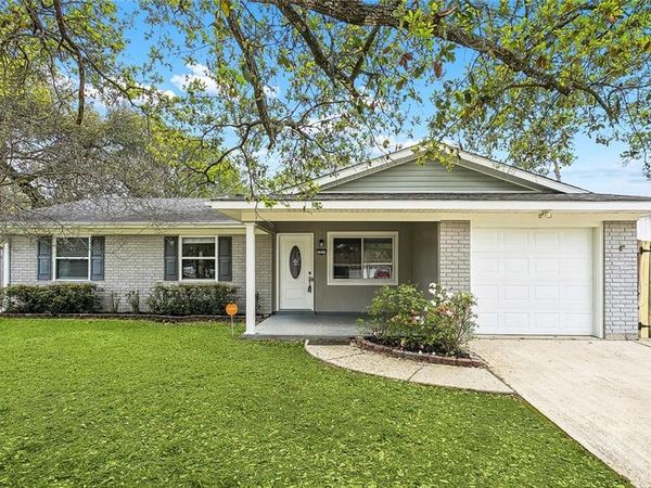 1517 RIDGECREST Drive, Slidell, LA 70458