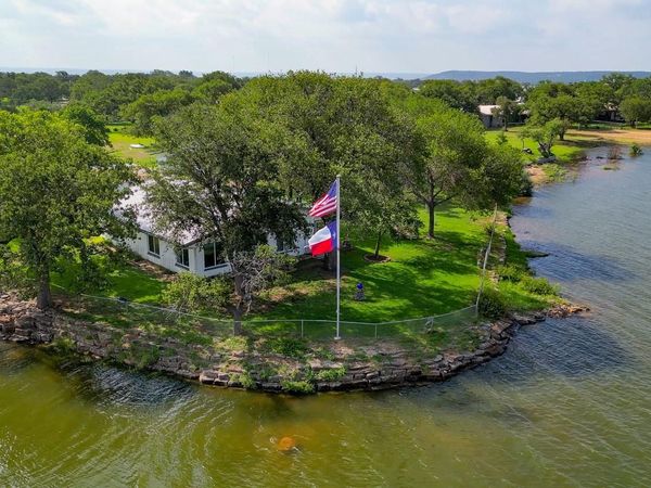 106 Chuckwagon, Burnet, TX 78611