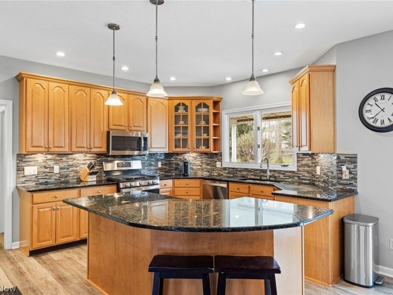 8460 Windsor Way, Broadview Heights, OH 44147 Photo 12