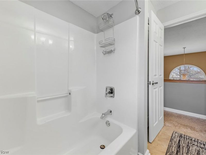 8460 Windsor Way, Broadview Heights, OH 44147 Photo 31