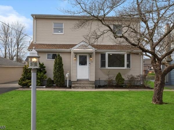 101 Midvale Ave, Wanaque, NJ 07465