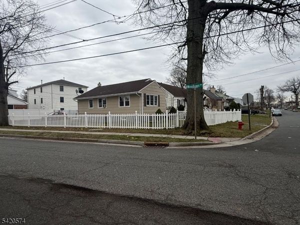 154 E 12Th St, Linden, NJ 07036