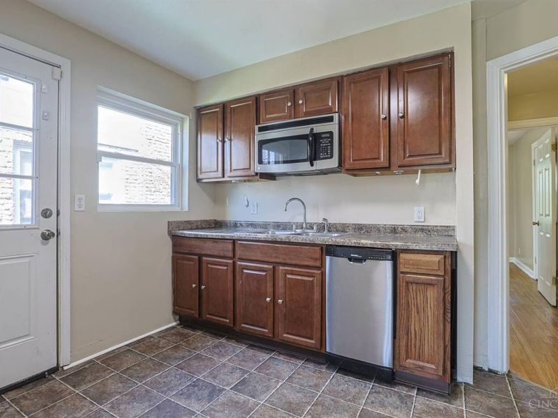 2652 Cedarbrook Drive, Golf Manor, OH 45237 Photo 13