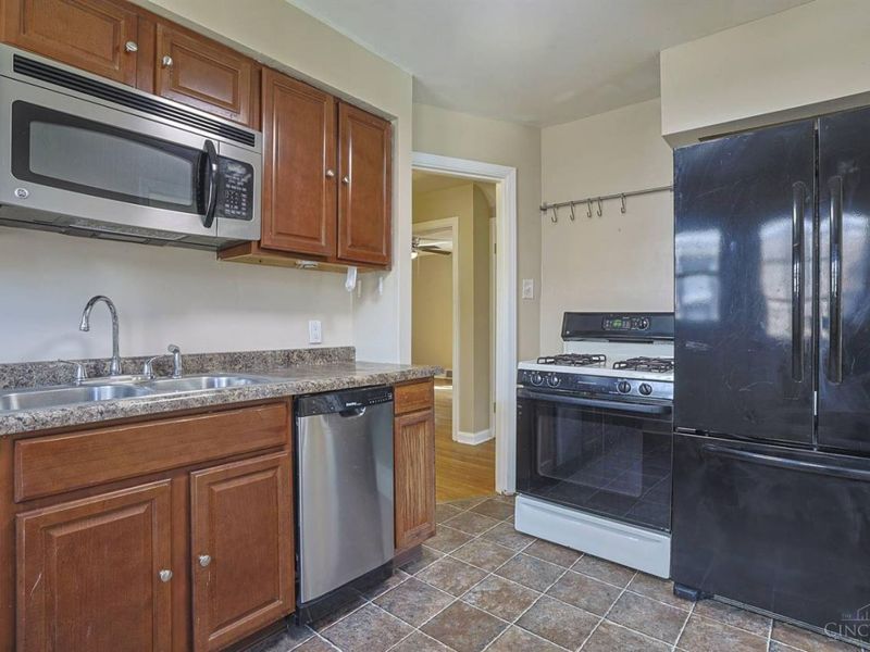 2652 Cedarbrook Drive, Golf Manor, OH 45237 Photo 14