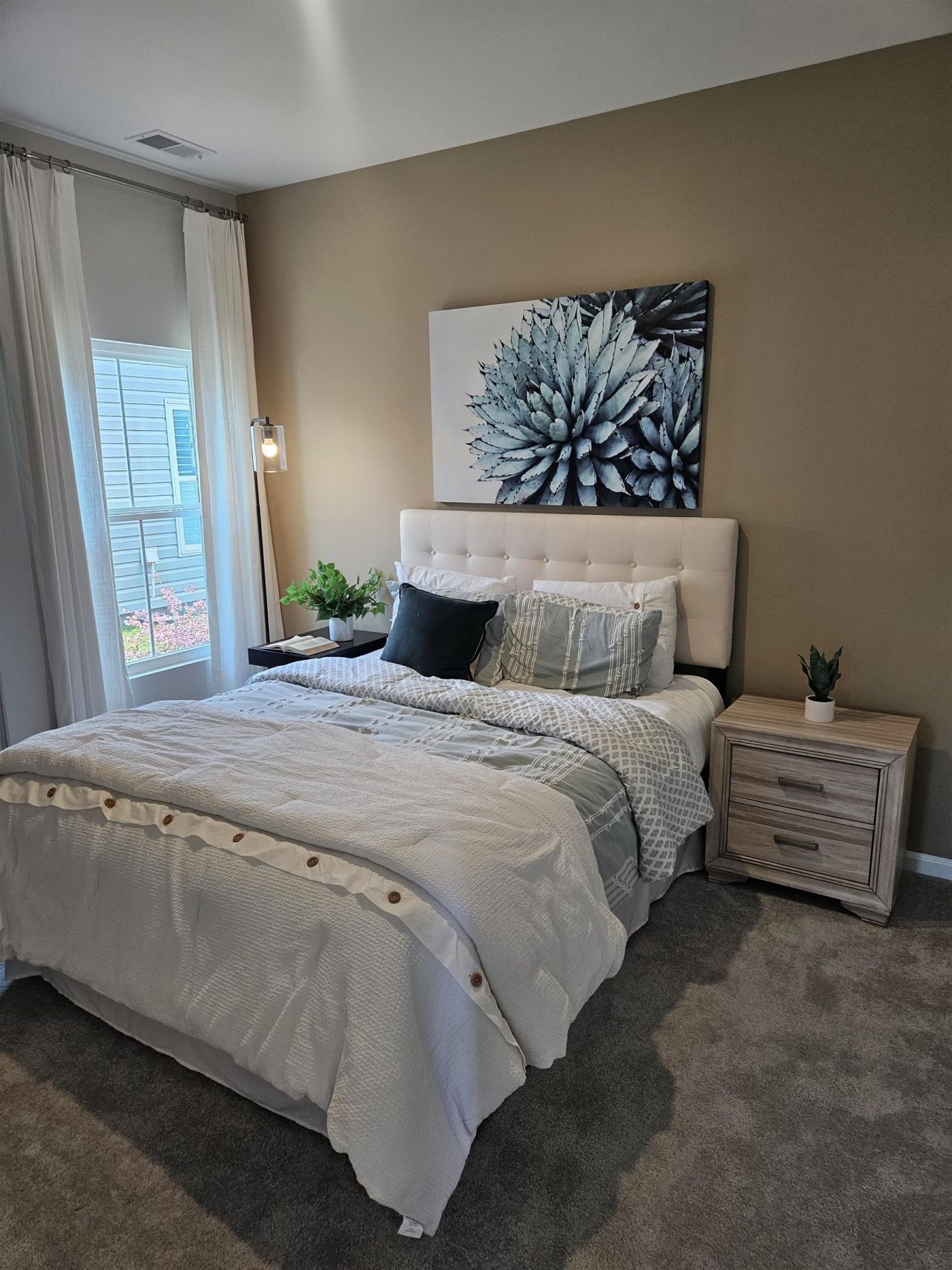 523 Havasu St. Photo 20