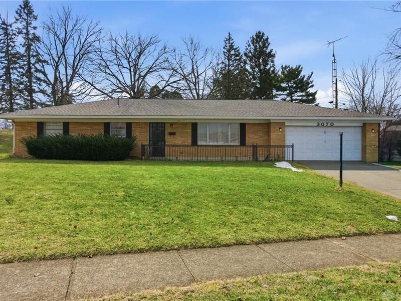 3070 Vale Drive, Kettering, OH 45420 Photo 2