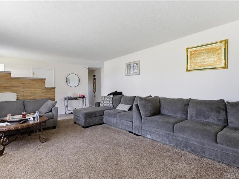 3070 Vale Drive, Kettering, OH 45420 Photo 5