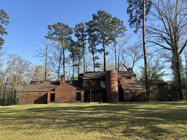 1 Timber Trails, Camden, AR 71701