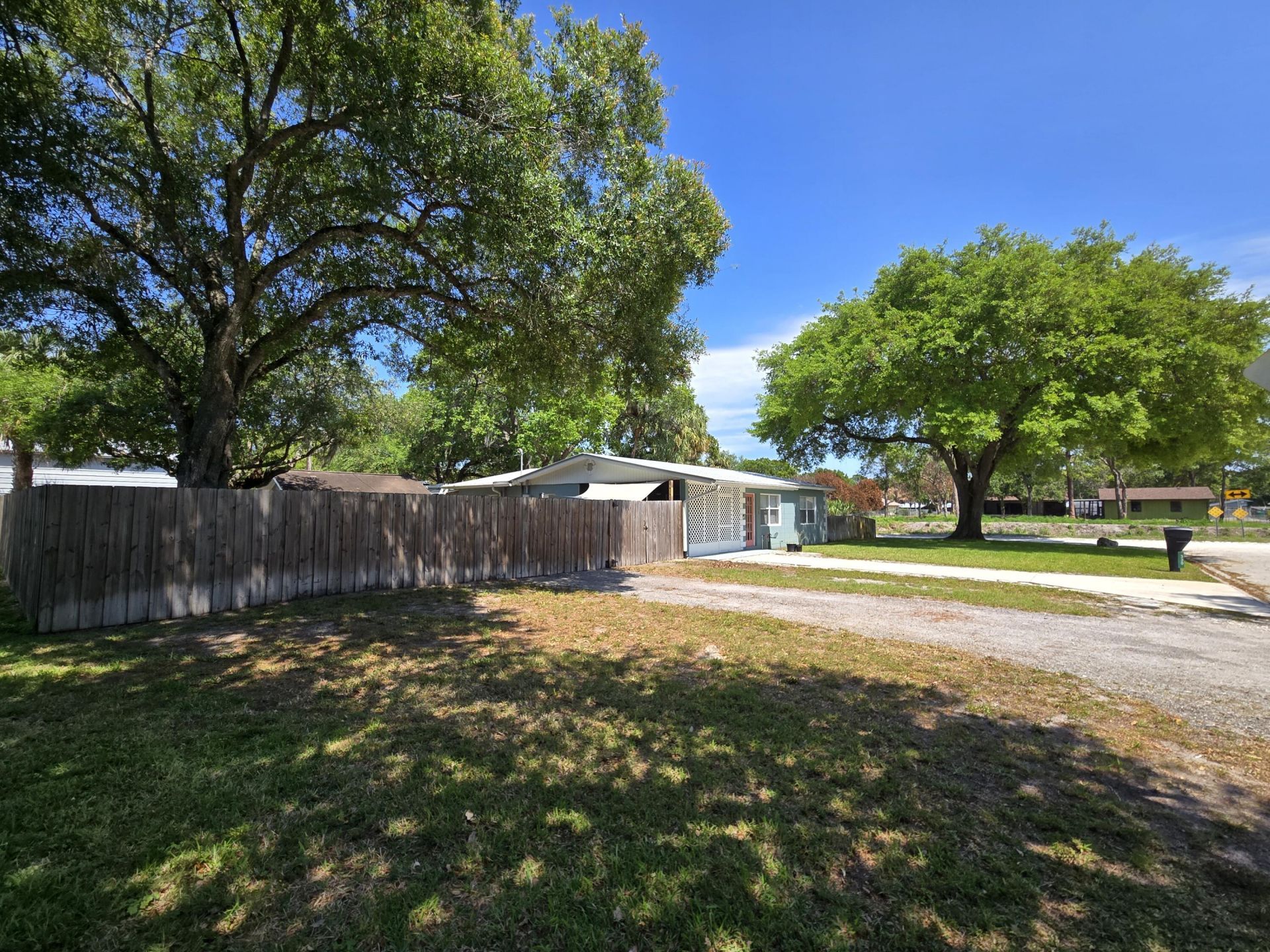 330 Barraclough Street, Fort Pierce, FL 34982 Photo