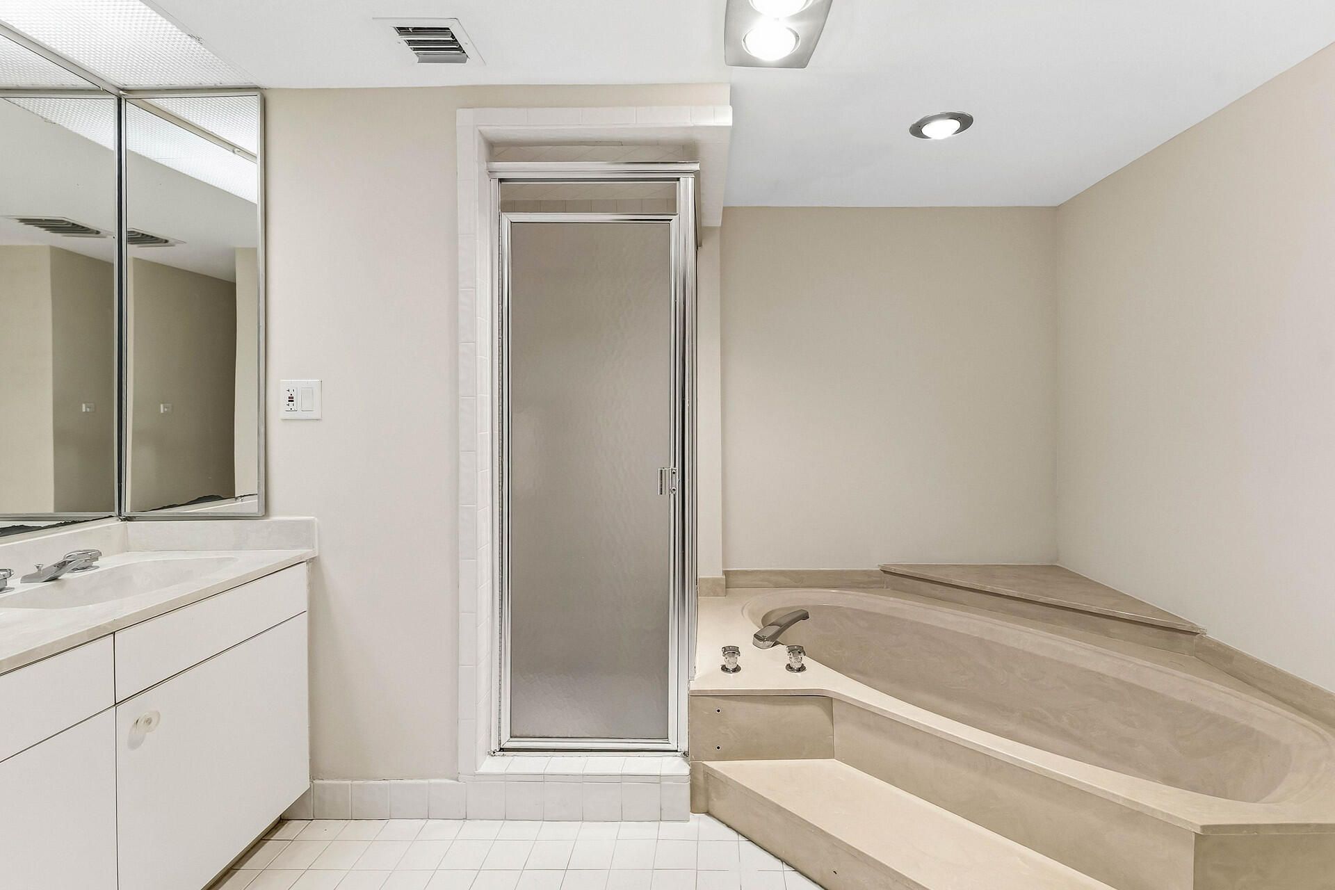 3440 S Ocean Boulevard, Unit 502s, Palm Beach, FL 33480 Photo