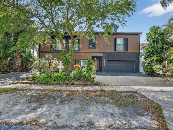 7134 San Sebastian Drive, Boca Raton, FL 33433