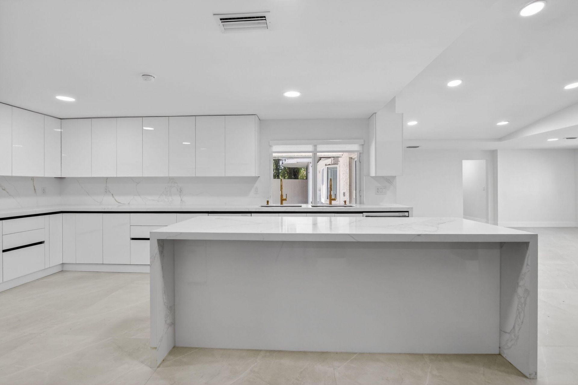 7134 San Sebastian Drive, Boca Raton, FL 33433 Photo