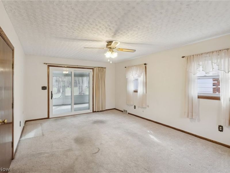 402 Yager Road, New Franklin, OH 44216 Photo 17