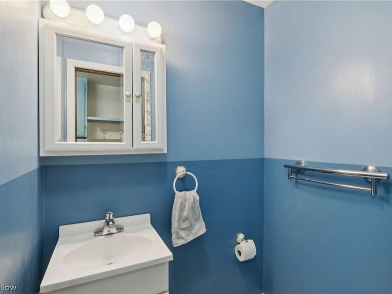 402 Yager Road, New Franklin, OH 44216 Photo 18