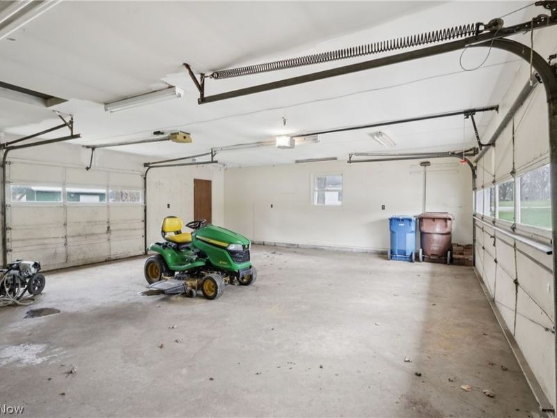 402 Yager Road, New Franklin, OH 44216 Photo 32