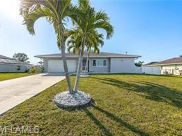 516 Retunda , CAPE CORAL, FL 33904