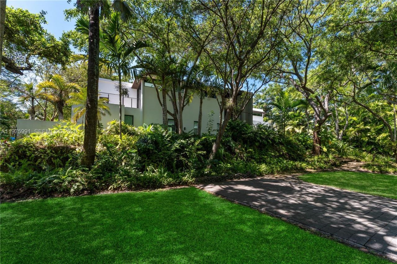 12220 Rock Garden Ln, Pinecrest, FL 33156 Photo