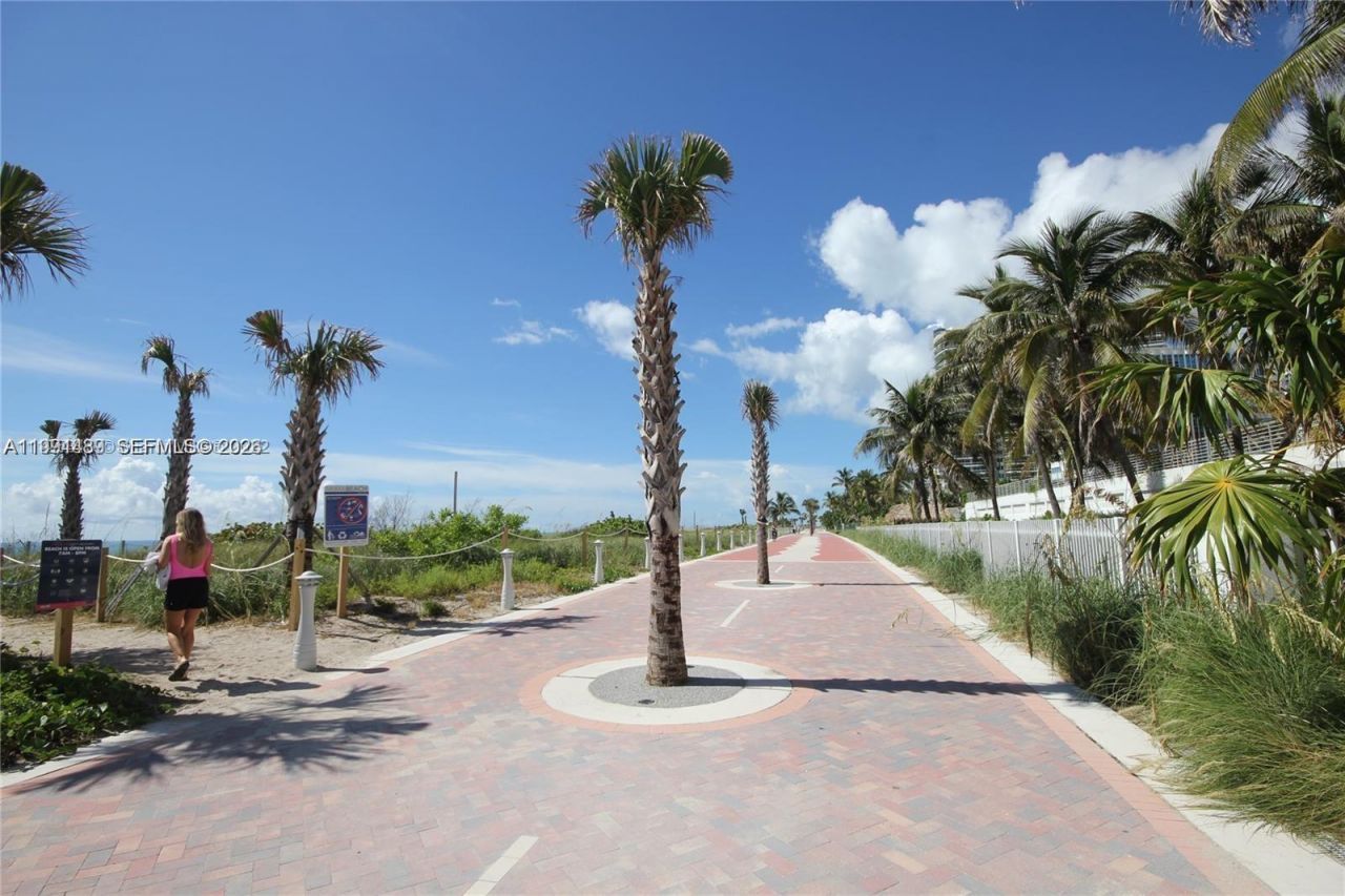 5151 Collins Ave, Unit 1035, Miami Beach, FL 33140 Photo