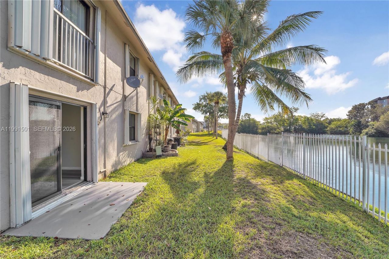 7668 SW 152nd Ave , Unit 2-107, Miami, FL 33193 Photo