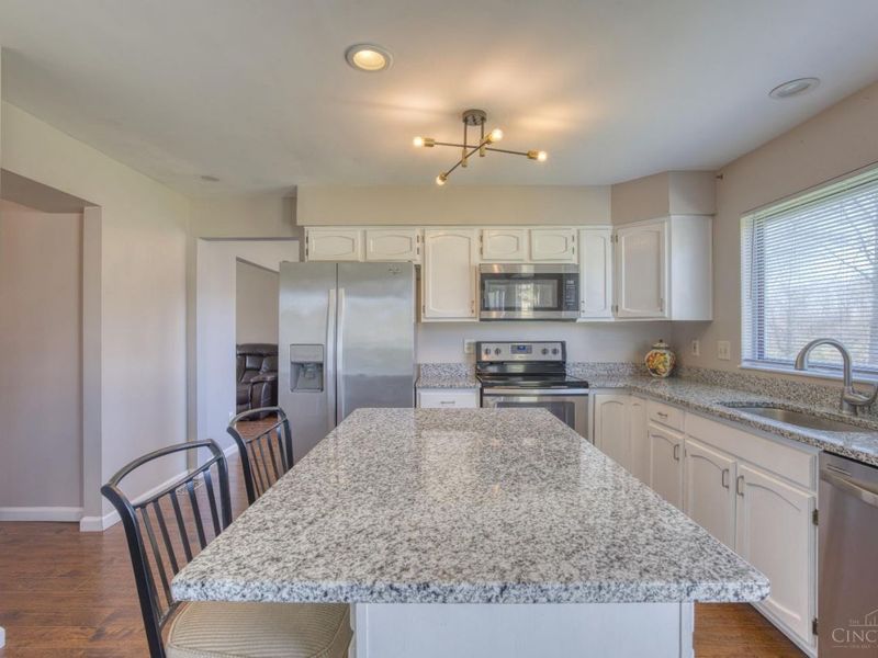 2483 Carriagegate Lane, Deerfield Twp., OH 45039 Photo 12