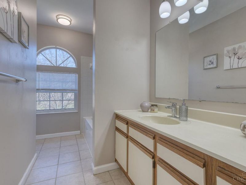 2483 Carriagegate Lane, Deerfield Twp., OH 45039 Photo 30