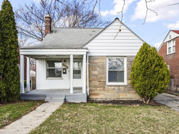 16267 Edmore Drive, Detroit, MI 48205