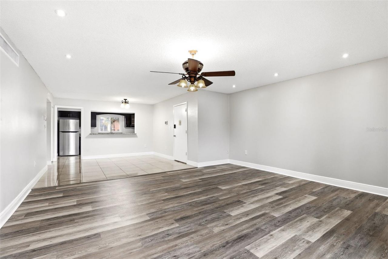 626 Orange Drive, Unit 243, Altamonte Springs, FL 32701 Photo