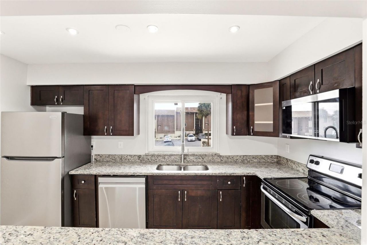 626 Orange Drive, Unit 243, Altamonte Springs, FL 32701 Photo