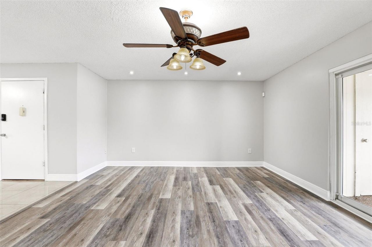 626 Orange Drive, Unit 243, Altamonte Springs, FL 32701 Photo