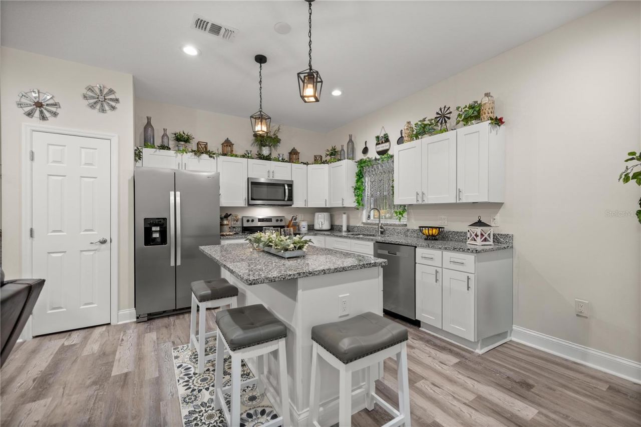 2 Magnolia Pass Trace , Ocklawaha, FL 32179 Photo