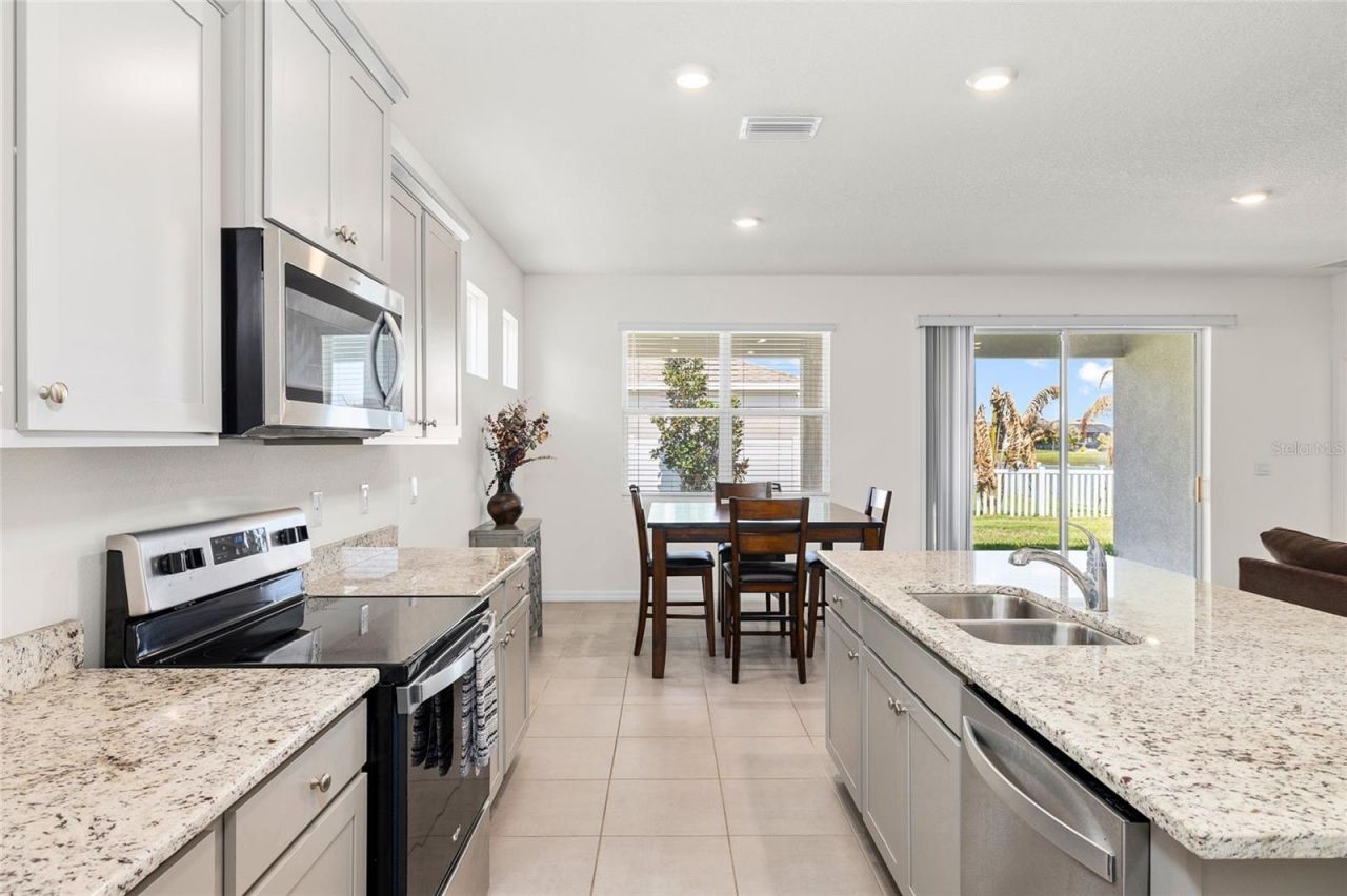 13204 Waterleaf Garden Circle , Riverview, FL 33579 Photo