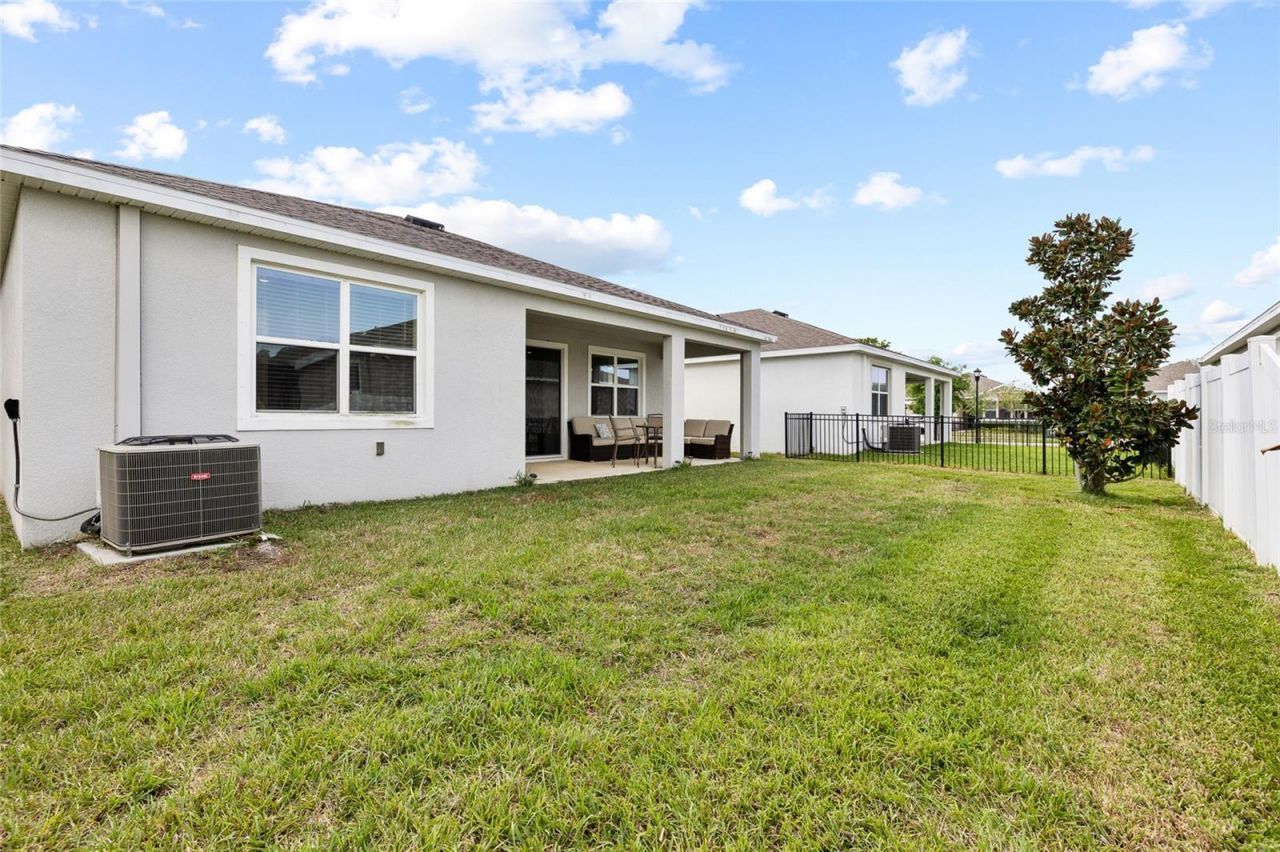 13204 Waterleaf Garden Circle , Riverview, FL 33579 Photo