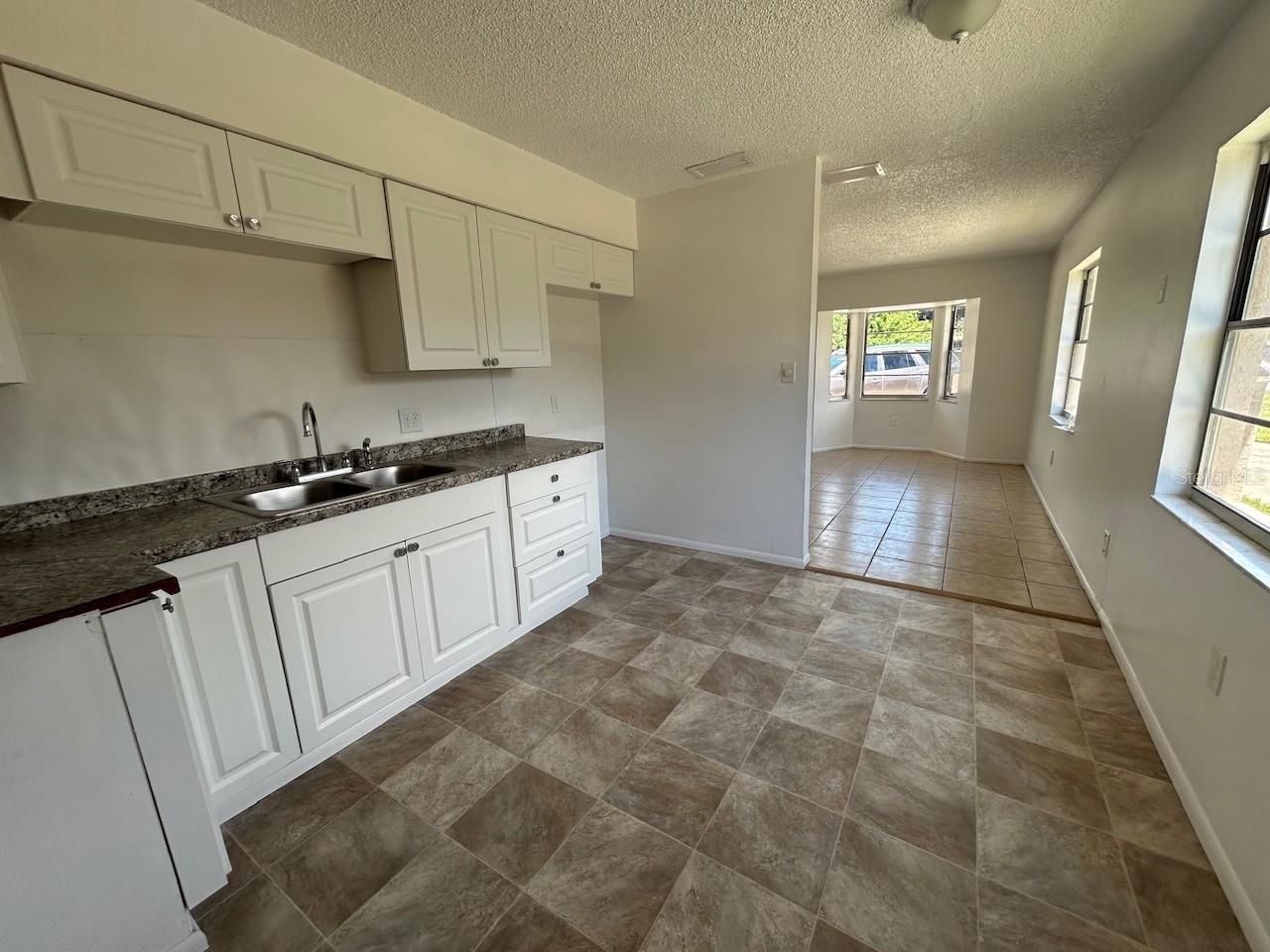 1031 30th Avenue E, Bradenton, FL 34208 Photo
