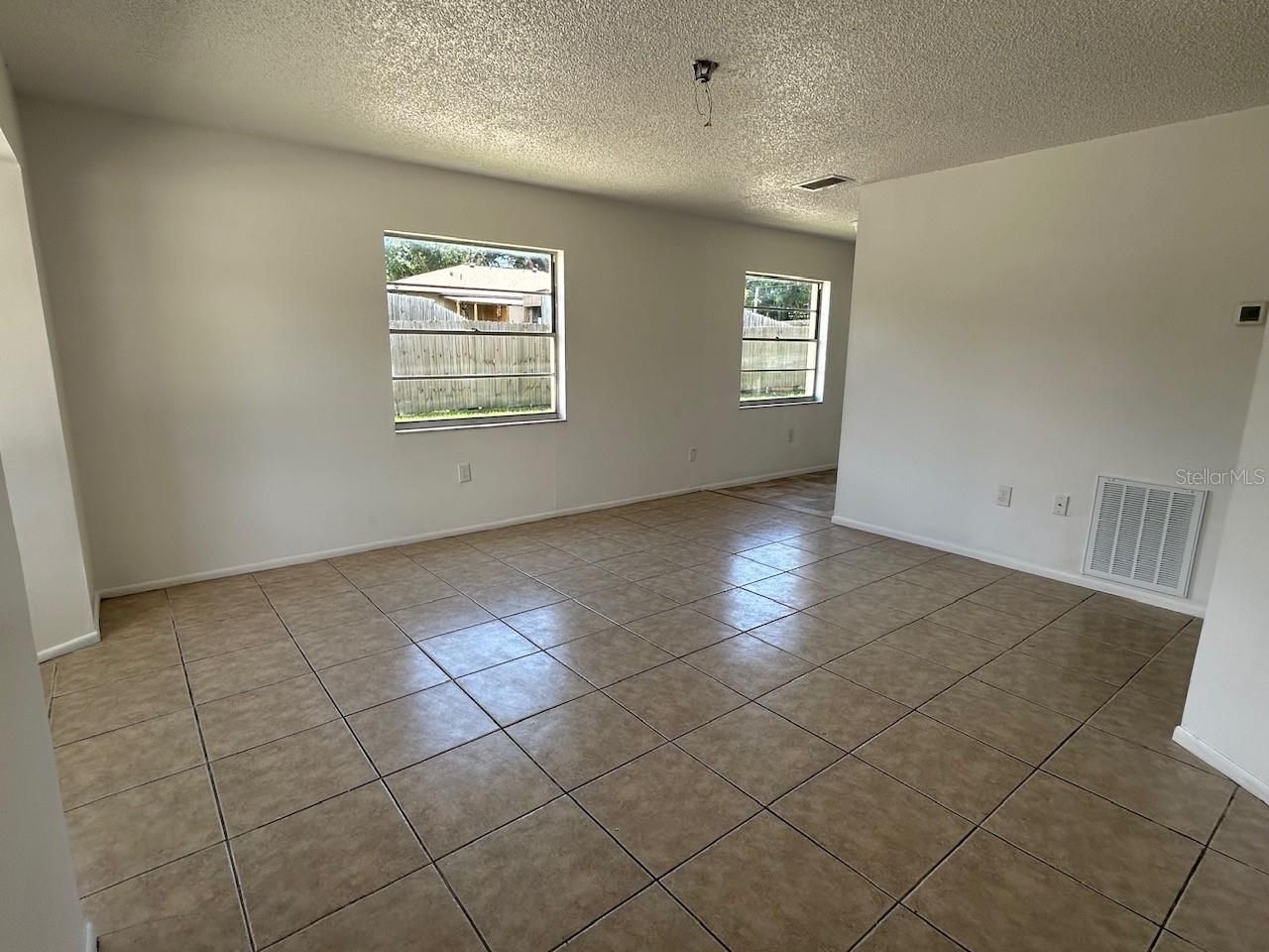 1031 30th Avenue E, Bradenton, FL 34208 Photo