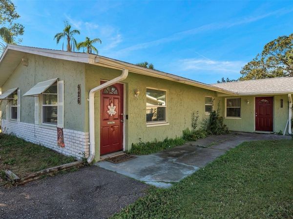 926 LAKE PALMS DRIVE , LARGO, FL 33771