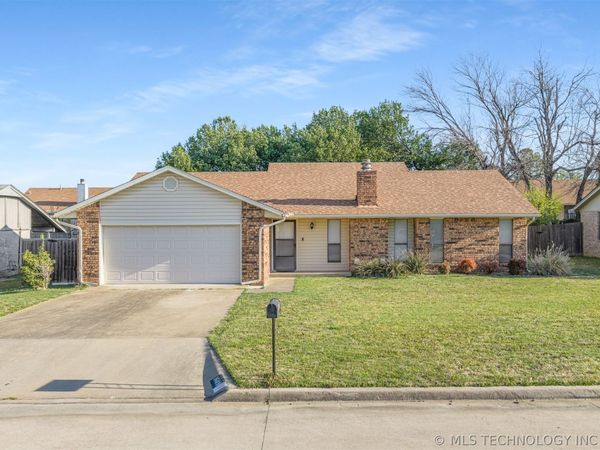 1609 Ward , Ardmore, OK 73401
